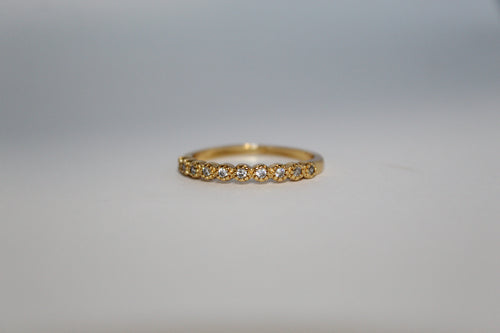 ANEL APARADOR COM FILEIRA DE ZIRCONIAS